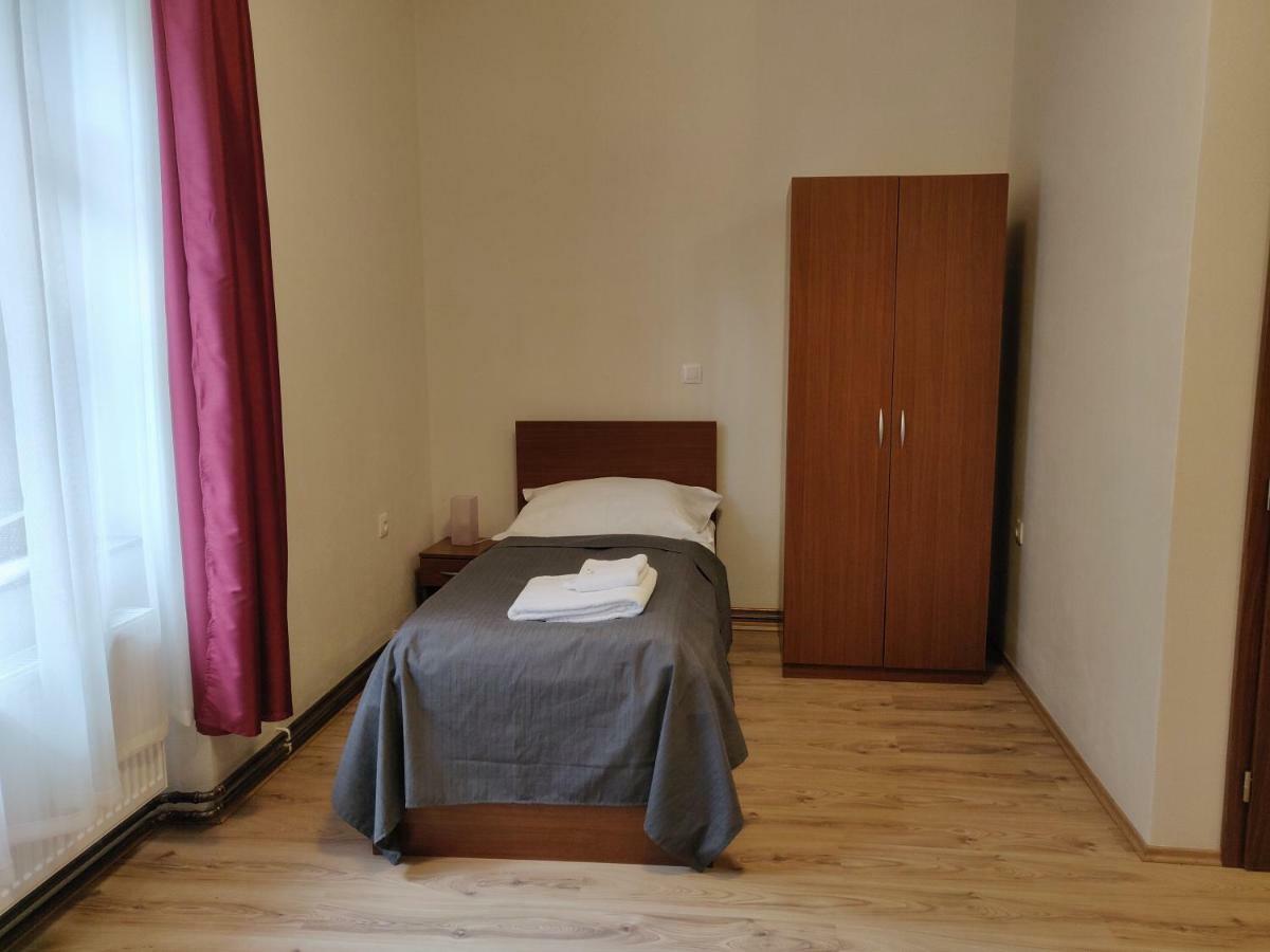 Penzion Sessler *** Trnava Bagian luar foto